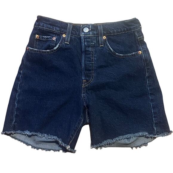 Levi's 501 Button Fly Dark Wash Mid-Thigh Denim Jean Short, Frayed, Size 25 - Picture 1 of 6
